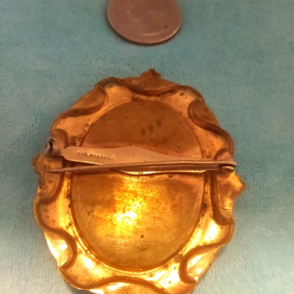 Large Antique black cameo brooch - Picture 3 of 3